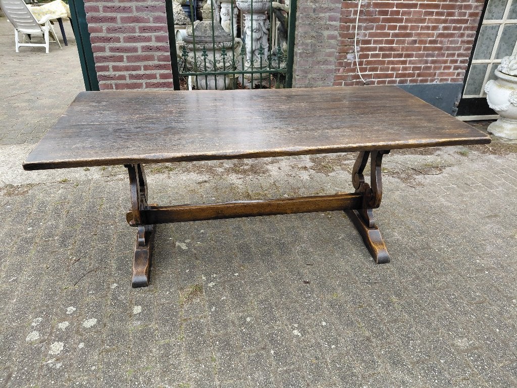 Engelse eiken kloostertafel, rechthoekig geschulpt blad., Ophalen