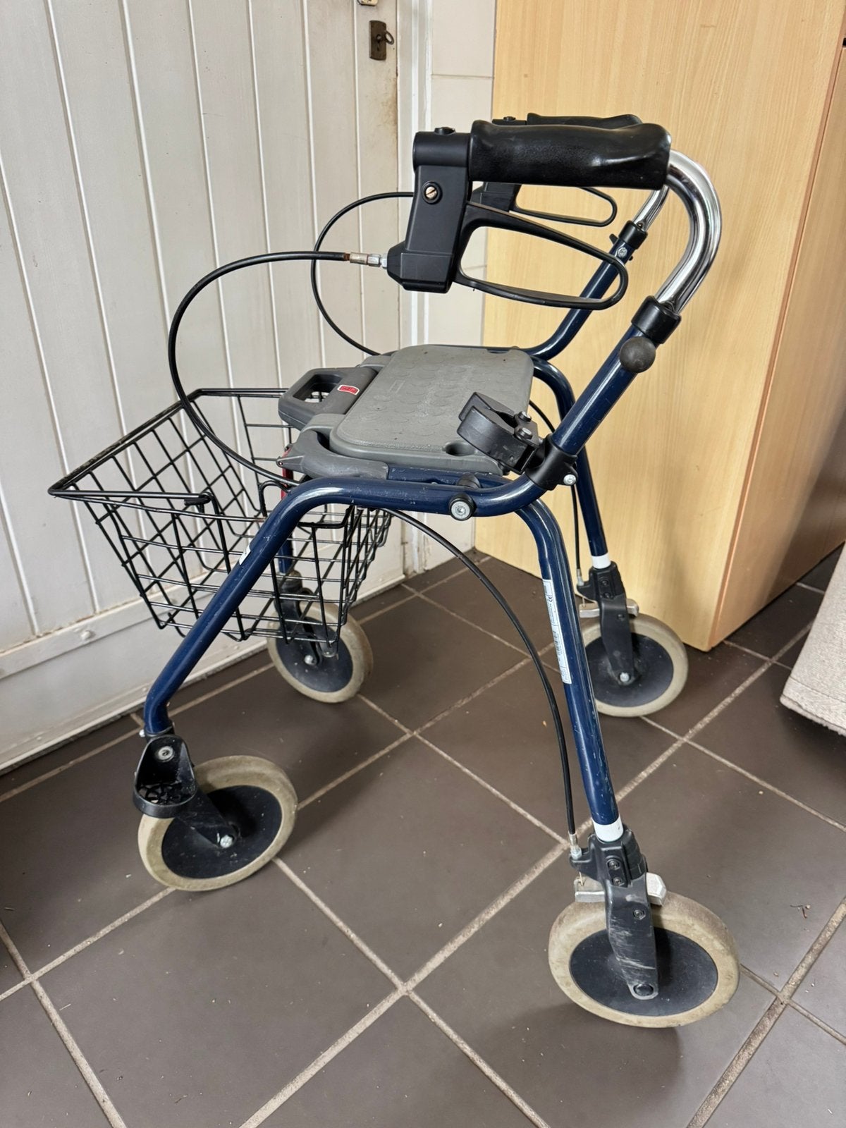 rollator Inklapbaar, mandje, bevestiging wandelstok, Ophalen of Verzenden