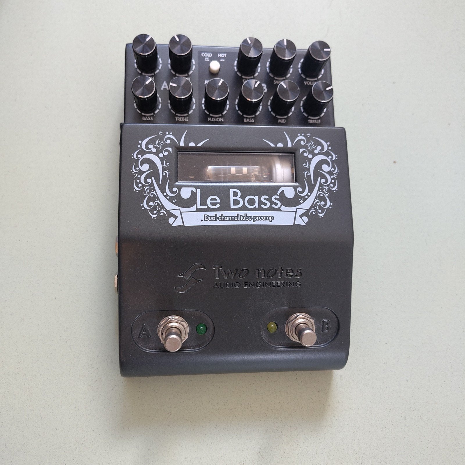 Two notes Le Bass Dual-channel buizen preamp, Ophalen of Verzenden, Zo goed als nieuw, Overige typen