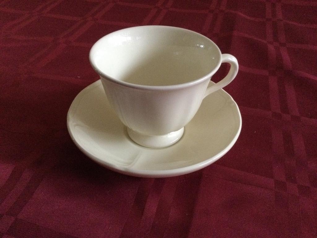 Wedgwood 1 cappuccino kop ca 9,5 met schotel nieuwstaat, Antiek en Kunst, Ophalen of Verzenden