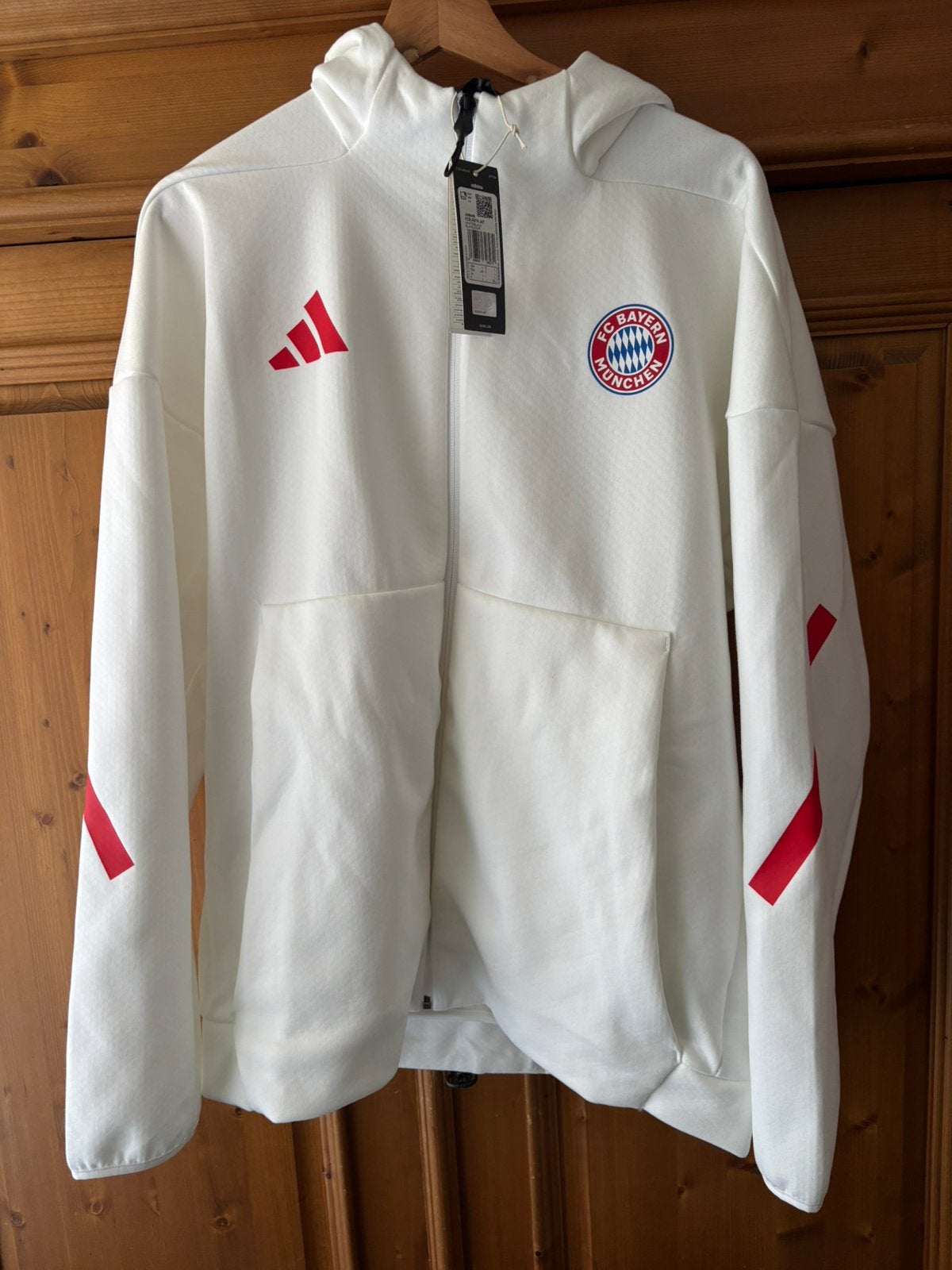 Bayern munchen zne anthem jacket adidas L, Maat 52/54 (L), Wit, Nieuw, Ophalen of Verzenden