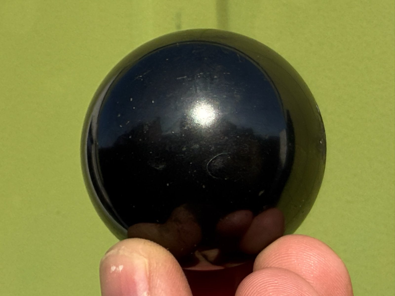 Shungite - Shungiet bol - Anti straling - Aarden - mineralen, Verzamelen, Mineralen en Fossielen, Ophalen of Verzenden, Mineraal