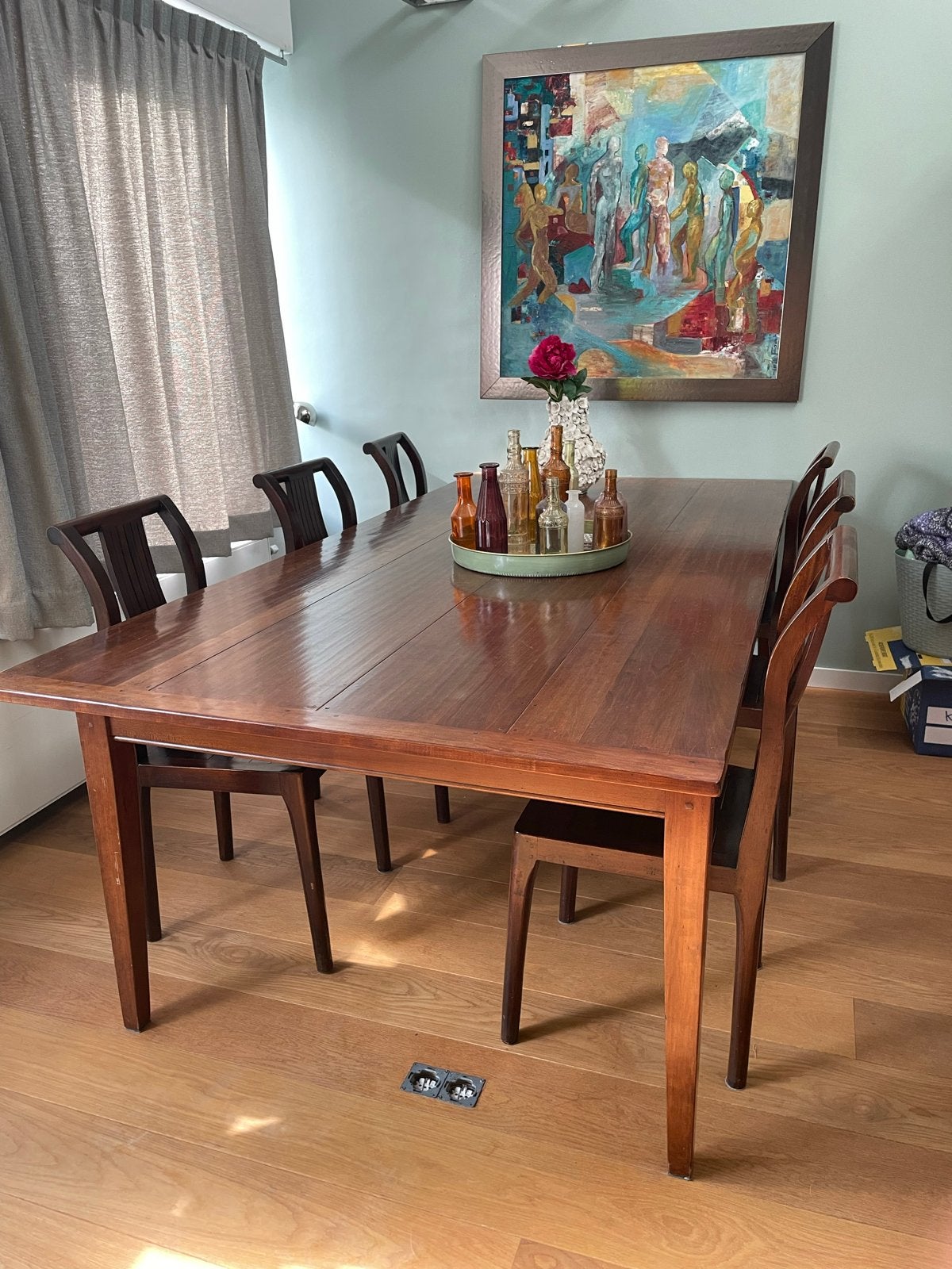 Foto 5 van Houten eettafel met 6 stoelen