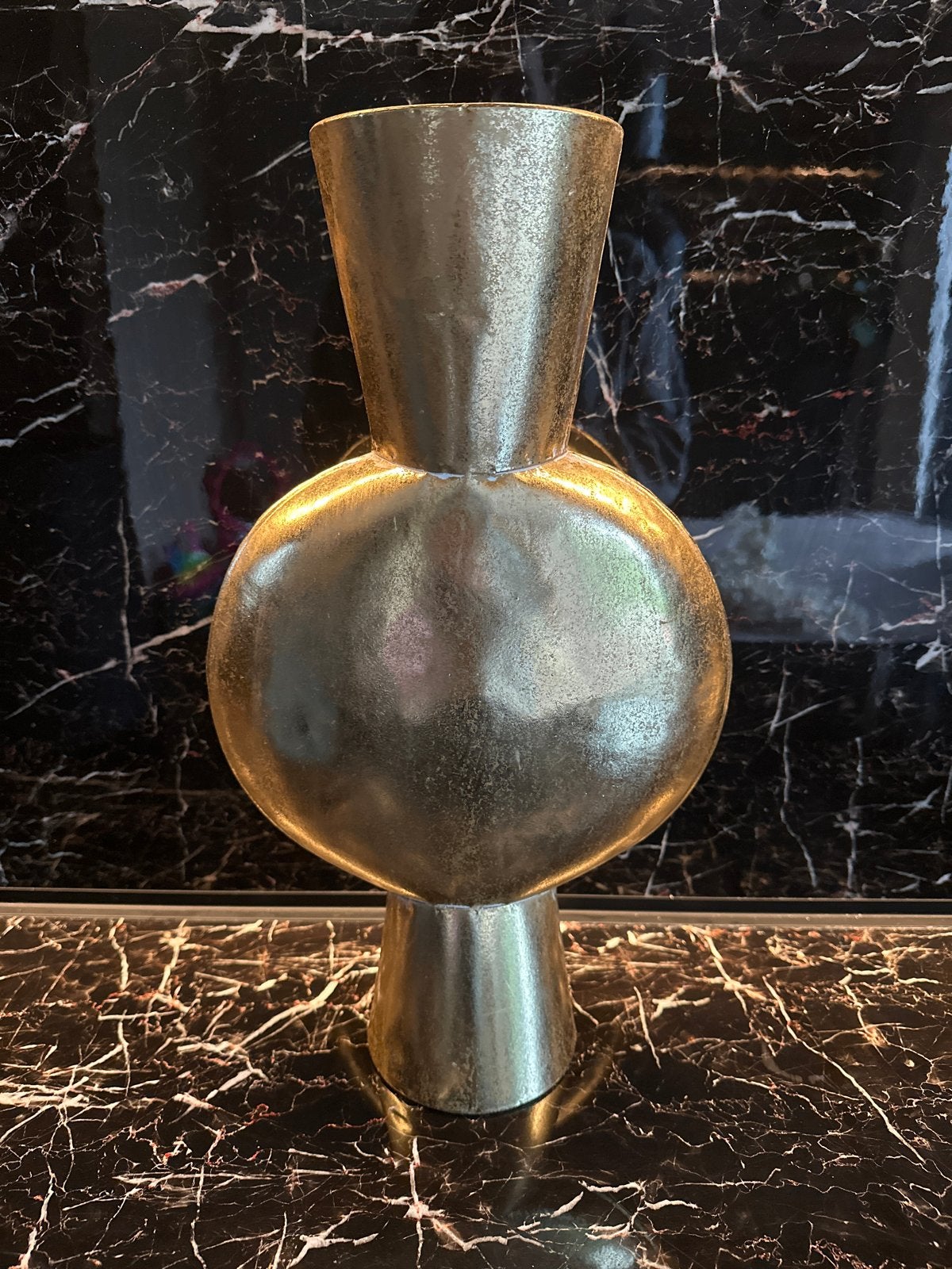 Gouden decoratieve vaas - Modern design, Antiek en Kunst, Ophalen of Verzenden