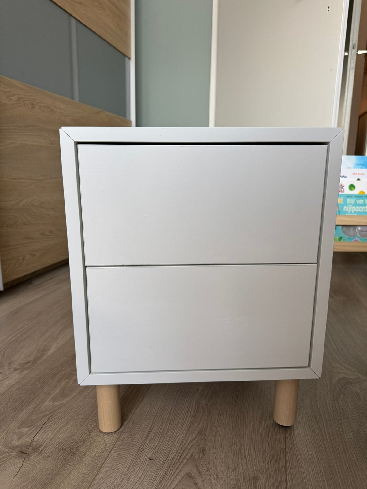 NIEUW Eket nachtkastje met 2 lades 35x35x35, Ophalen, Minder dan 45 cm, Nieuw, Minder dan 55 cm
