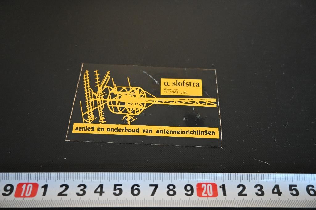 sticker Westerbork O. Slofstra  Antenneinrichtingen, Ophalen, Zo goed als nieuw, Sticker