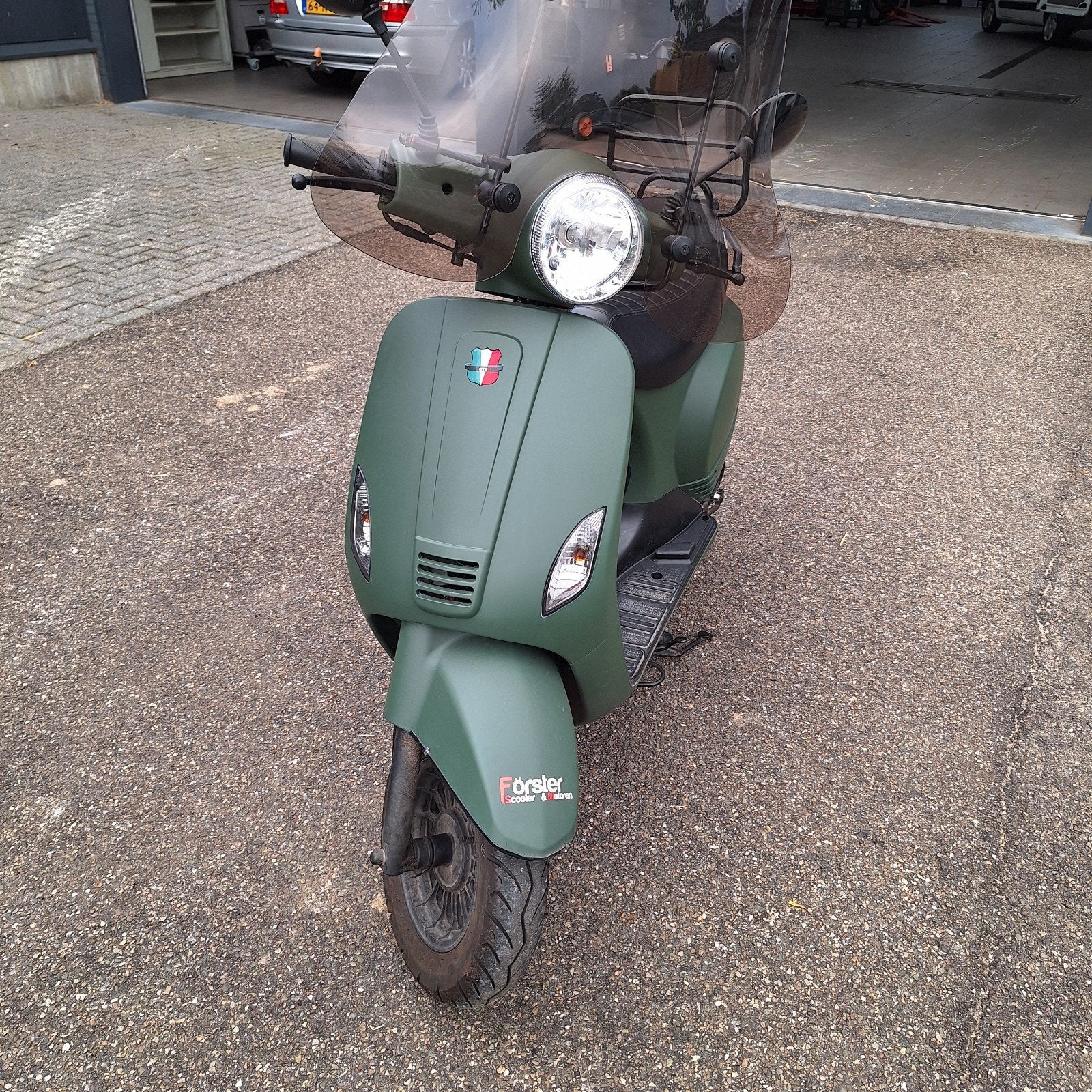 GTS toscana Scooter, Ophalen