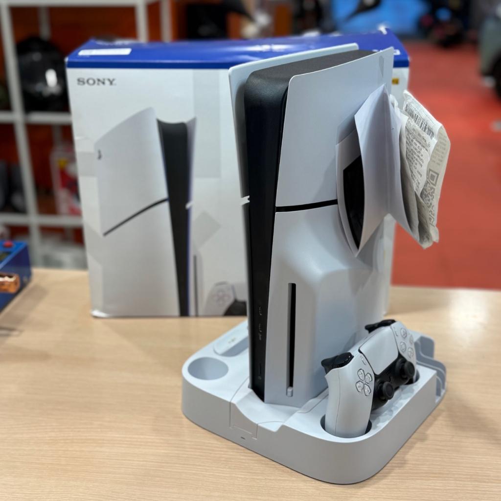 Sony Playstation 5 Slim 1TB Disc versie garantie tot 04/2028, Spelcomputers en Games, Spelcomputers | Sony PlayStation 5, Zo goed als nieuw