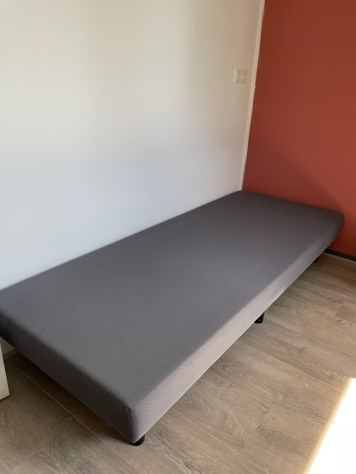 2 bedden, 1 electrisch 1 gewoon, Ophalen, Verstelbaar, 90 cm, Eenpersoons