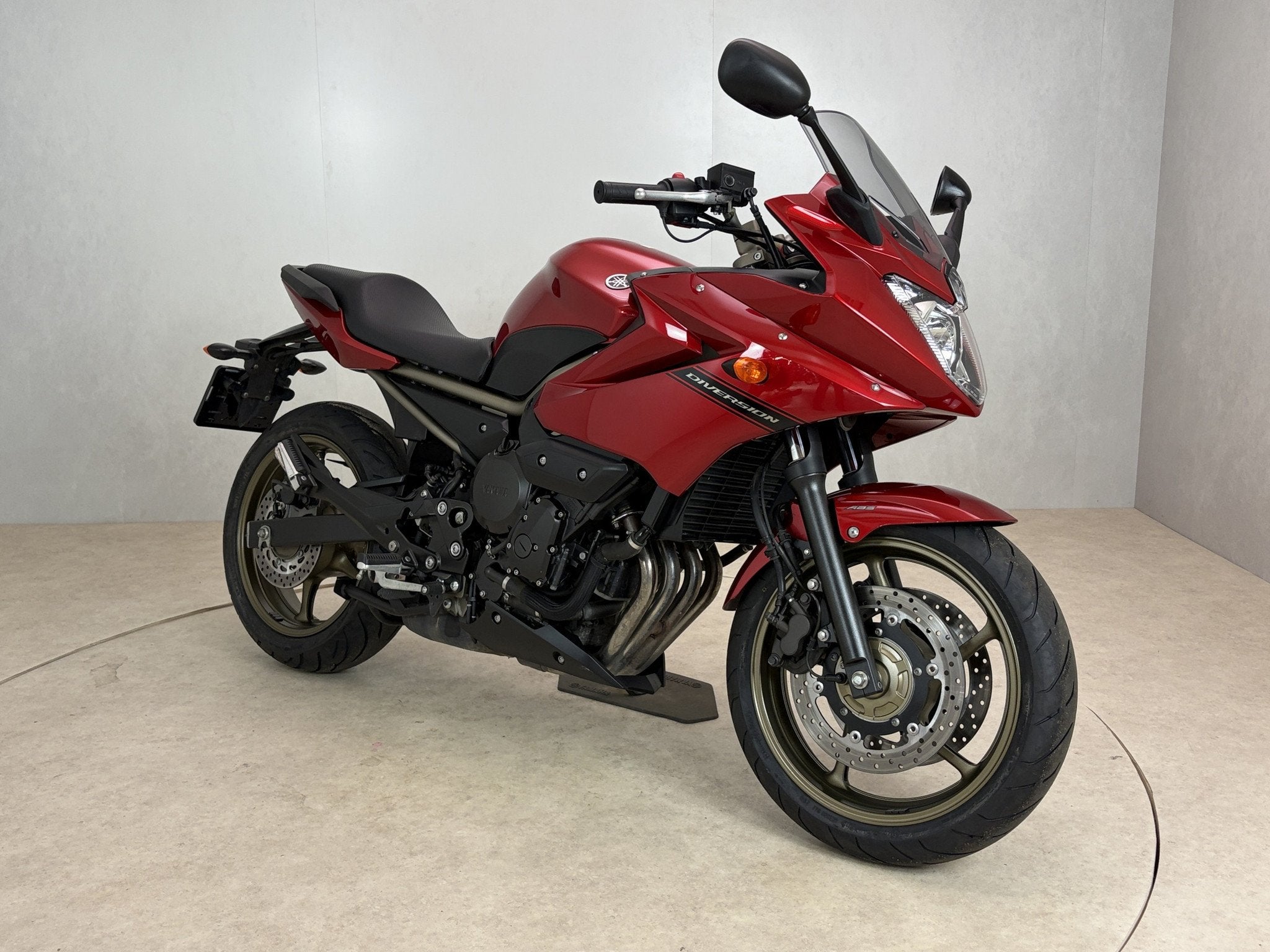 Yamaha XJ6 DIVERSION F ABS (bj 2010), Motoren, Klantenservice@yamaha-motor.nl, Meer dan 35 kW, Toermotor, Koolhovenlaan 101
1119 NC  Schiphol-Rijk, NL
