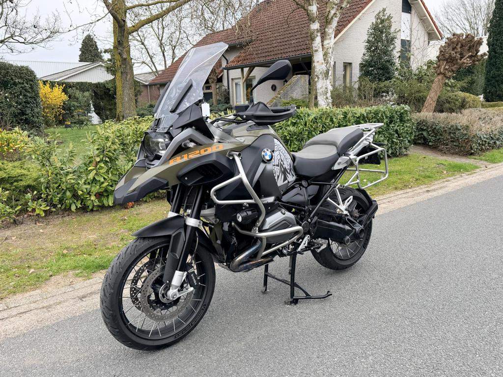 BMW R 1200 GS LC Adventure Kalamata LED•Cruise•ESA•ABS, Einsteinlaan 5
2289 CC  Rijswijk, NL, LED Verlichting, 1170 cc, Meer dan 35 kW