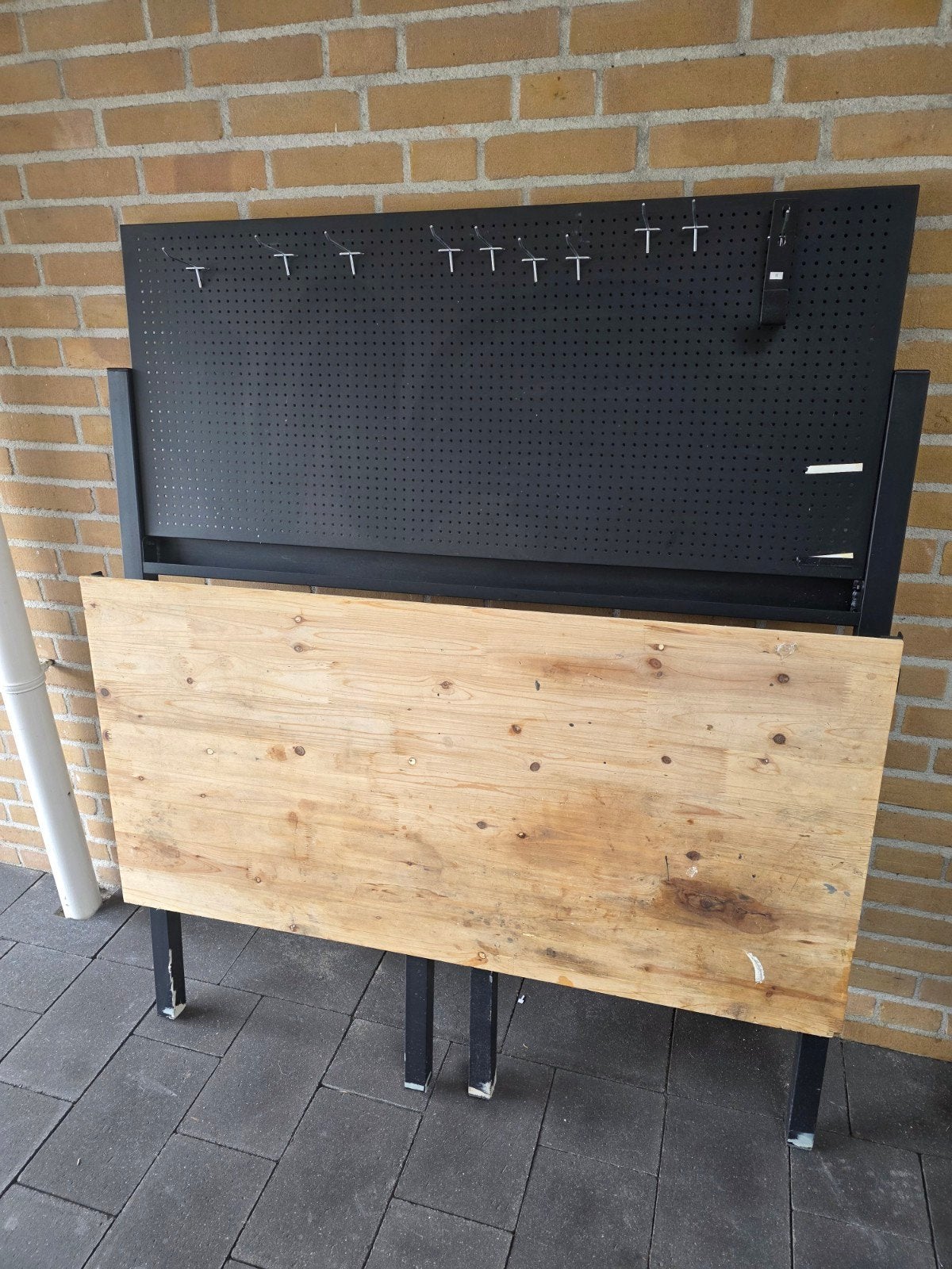 Stevige werkbank met gereedschapswand, Ophalen, Gebruikt, 120 tot 170 cm
