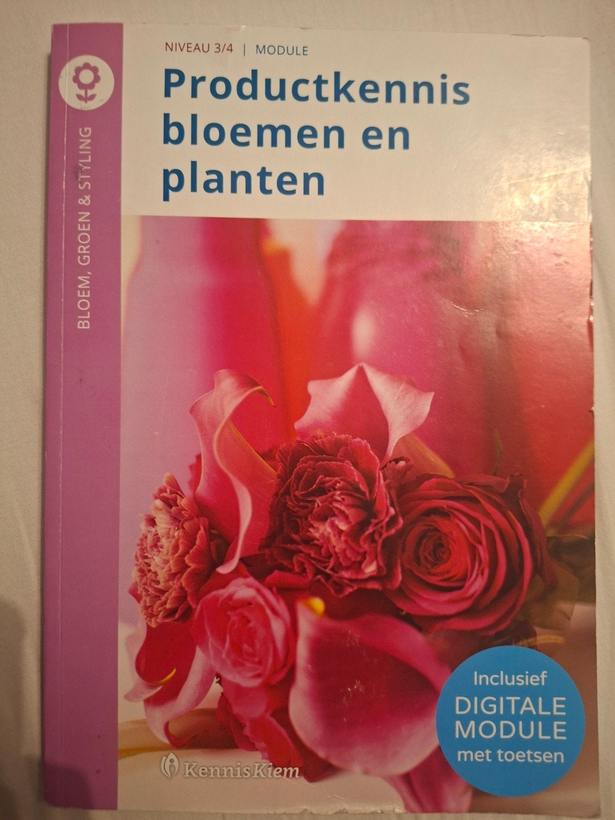 Productkennis bloemen en planten - KennisKiem, Ophalen of Verzenden, Zo goed als nieuw, MBO, KennisKiem