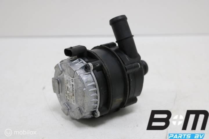 Extra waterpomp VW Golf 7 04L965567A, Gebruikt