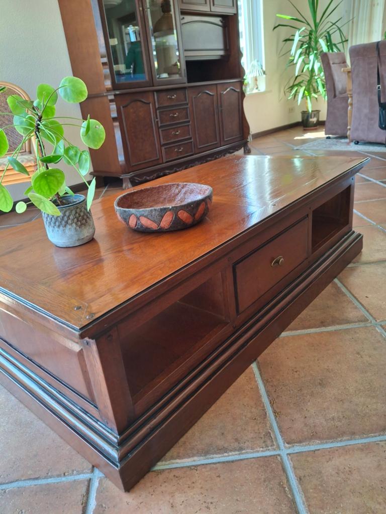 Robuuste houten salontafel met lade en opbergvakken, Ophalen, Gebruikt, 100 tot 150 cm, 50 tot 100 cm