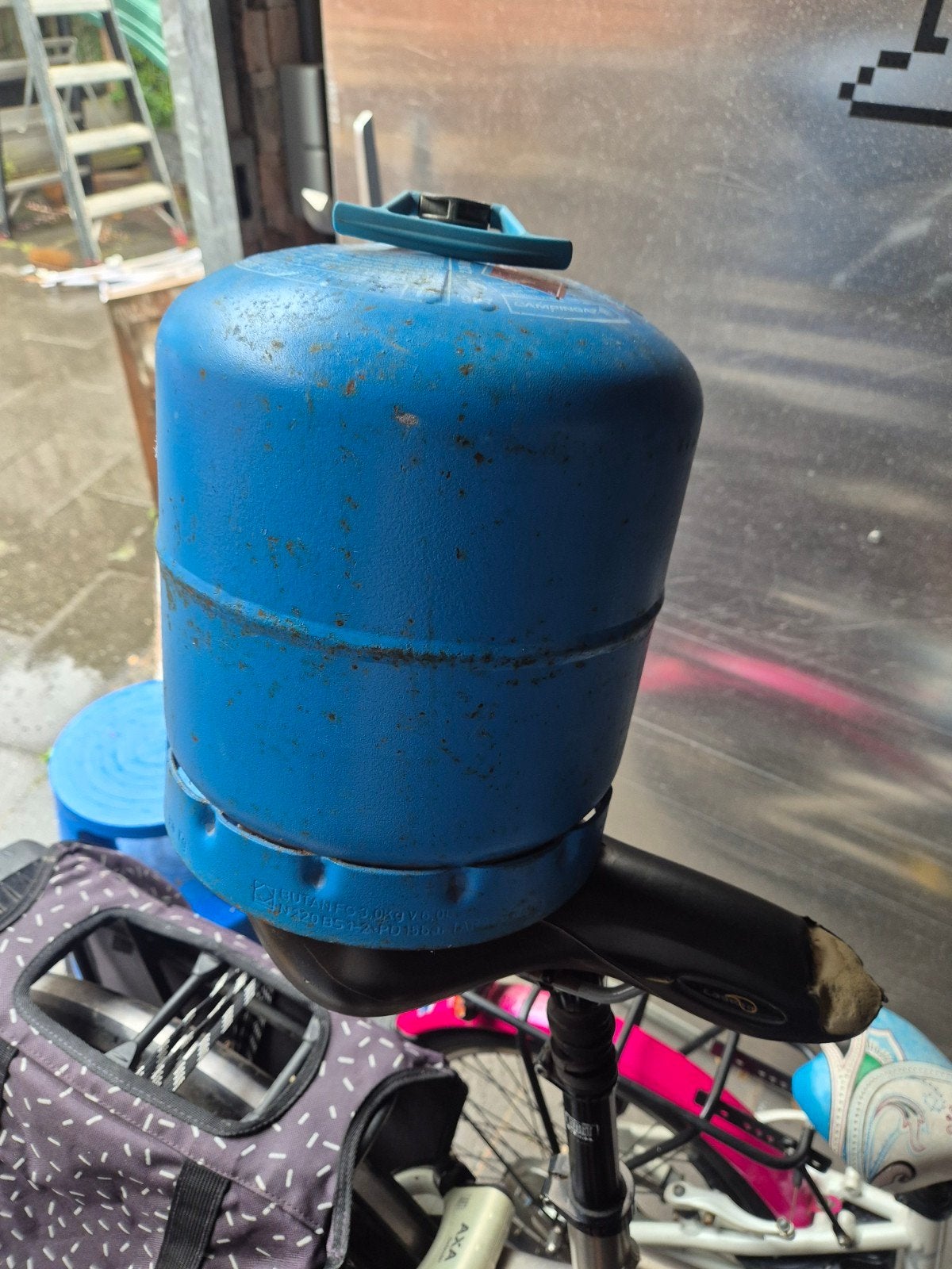 Campingaz 907 gasfles (leeg), Ophalen, Gebruikt