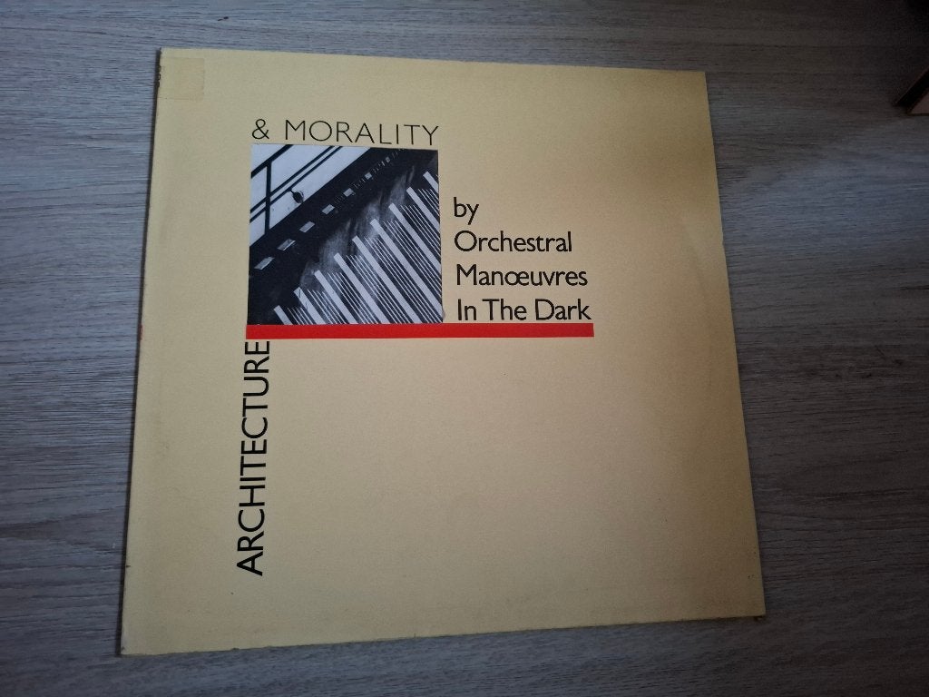 LP Orchestral Manoeuvres In The Dark – Architecture & Morali, LP, Gebruikt, Ophalen of Verzenden, Beschermende buitenhoes