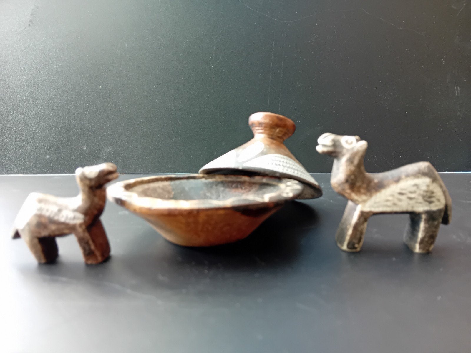 Oosters speksteen woerrook set dieren - Handgesneden, Hout, Bruin, Doos, Handgemaakt