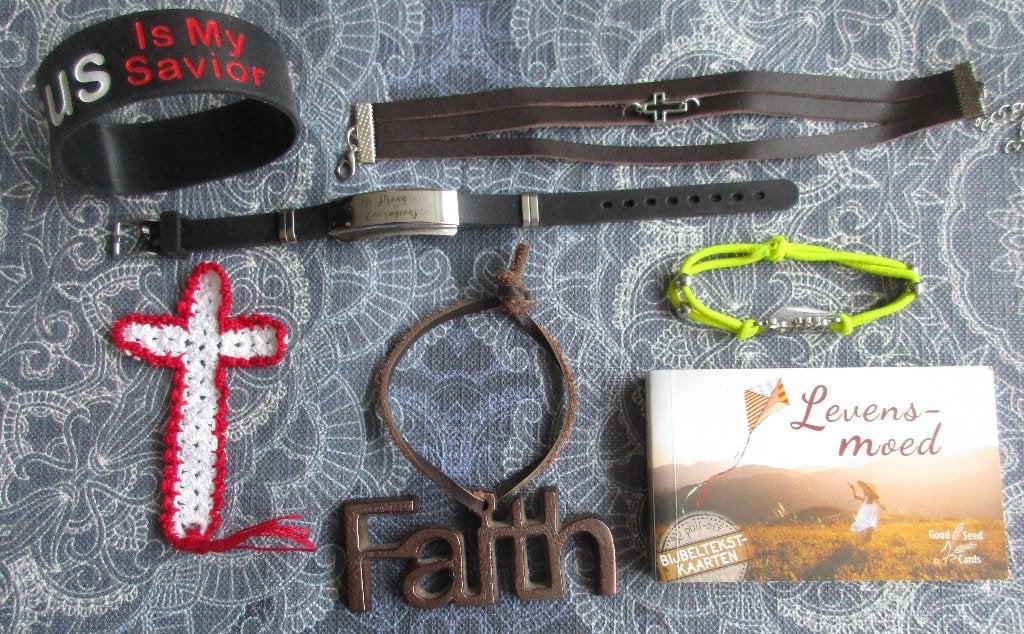 7 christelijke cadeautjes - armband / hanger Faith / kruisje, Ophalen of Verzenden