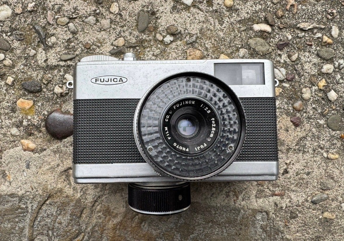 Fujica Rapid D1 Vintage Camera - Zeldzaam en Compact, Ophalen of Verzenden, Gebruikt, Compact, Fuji