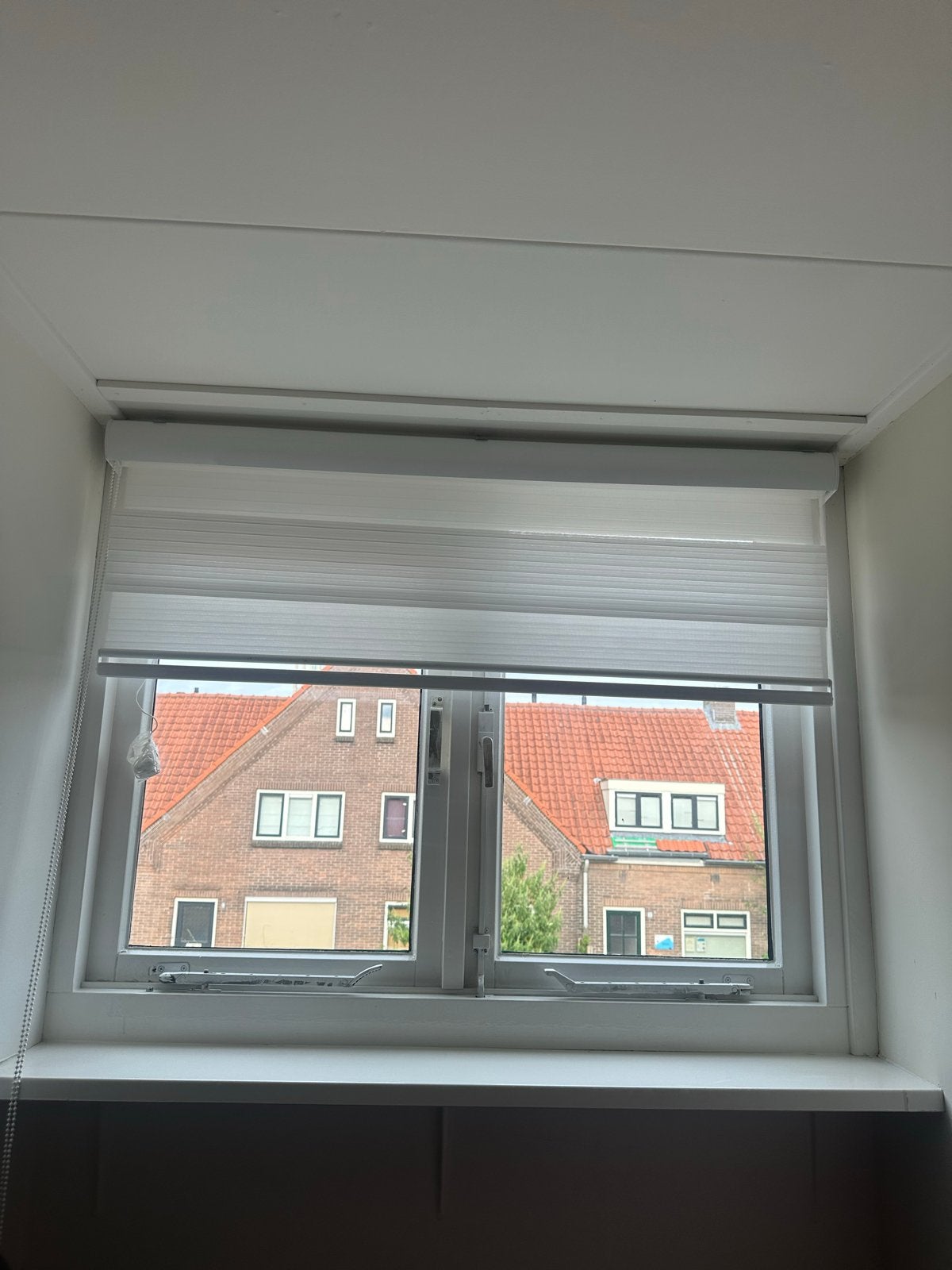 Gordijn, Ophalen of Verzenden, Zo goed als nieuw, Hout, Cd's
