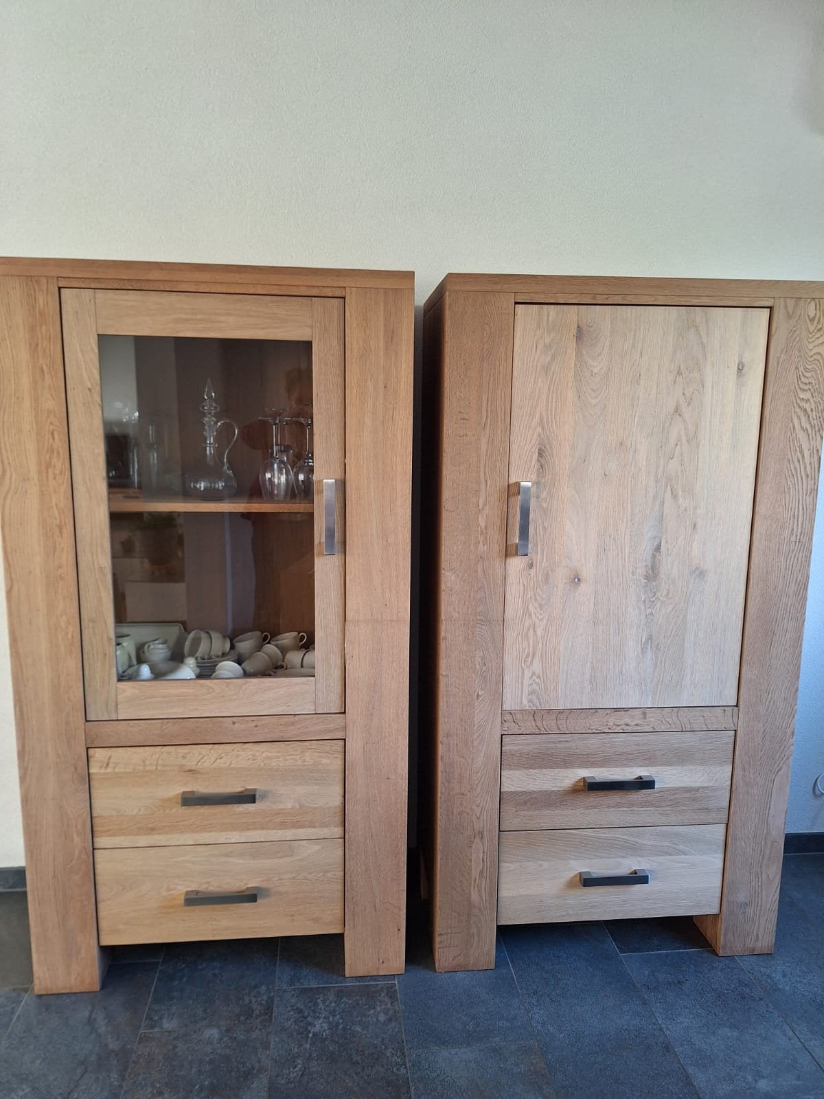 2 massief eiken vitrinekasten / bergkasten – Eijerkamp, Ophalen, Gebruikt, Eikenhout, Met lade(s)
