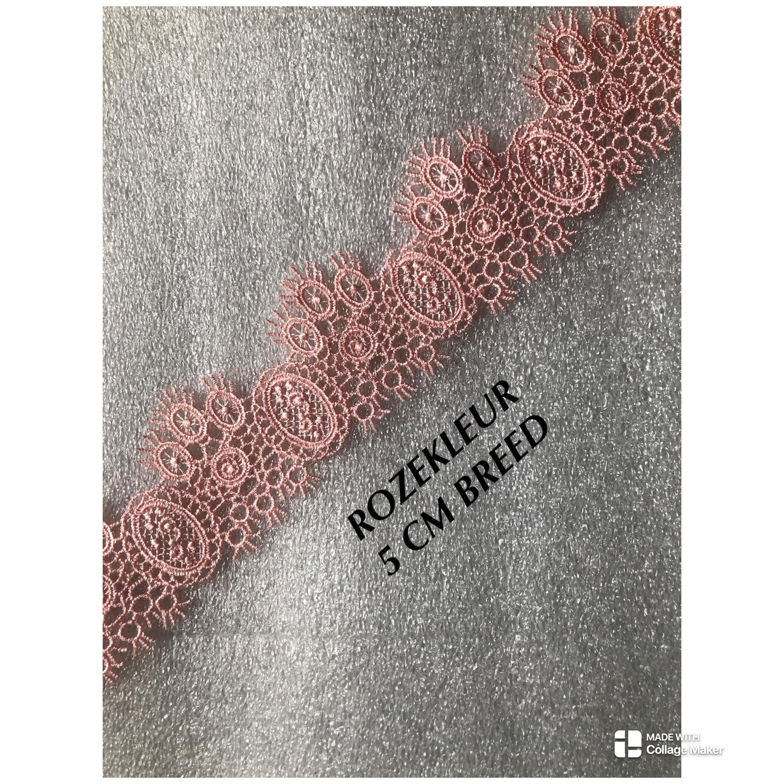 BRODERIE - 5 CM BEEED X 5 MT - ROZEKLEUR- 1.25 per meter, Ophalen of Verzenden, Zo goed als nieuw, Kant