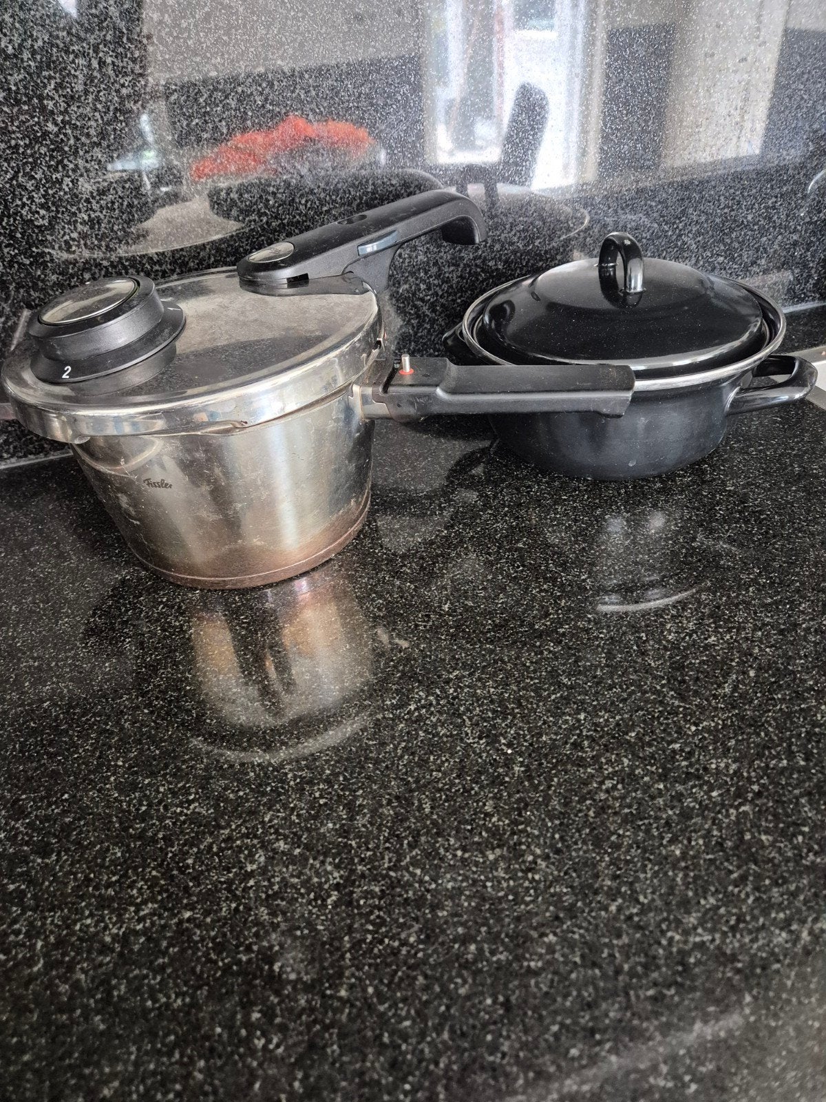 Fissler Snelkookpan & BK Braadpan - Klein model, Huis en Inrichting, Keuken | Potten en Pannen, Ophalen of Verzenden, Gebruikt