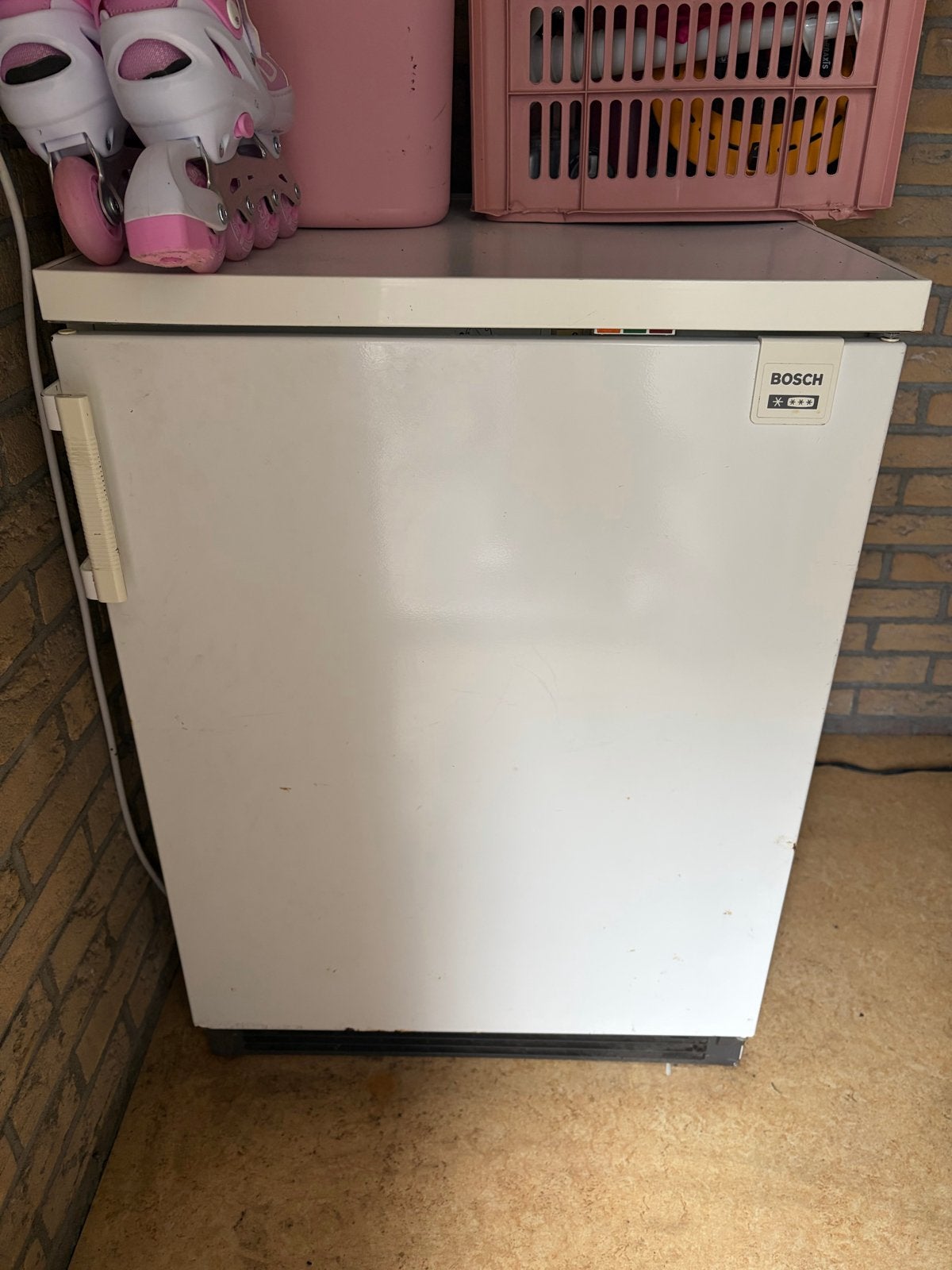Bosch vriezer met 3 lades, Gebruikt, 75 tot 100 liter, Met aparte vriezer, 45 tot 60 cm