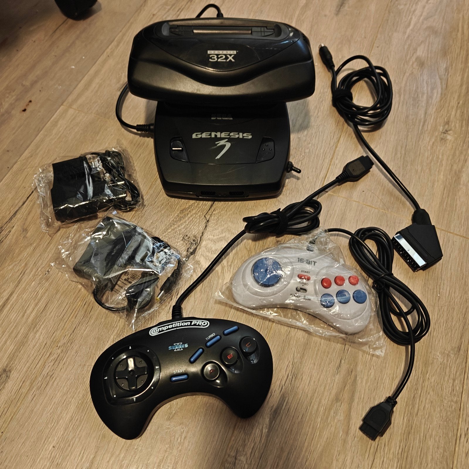 USA Sega Genesis 3 region free + 32x - full function restore, Ophalen of Verzenden, Zo goed als nieuw, Met 2 controllers, Mega Drive