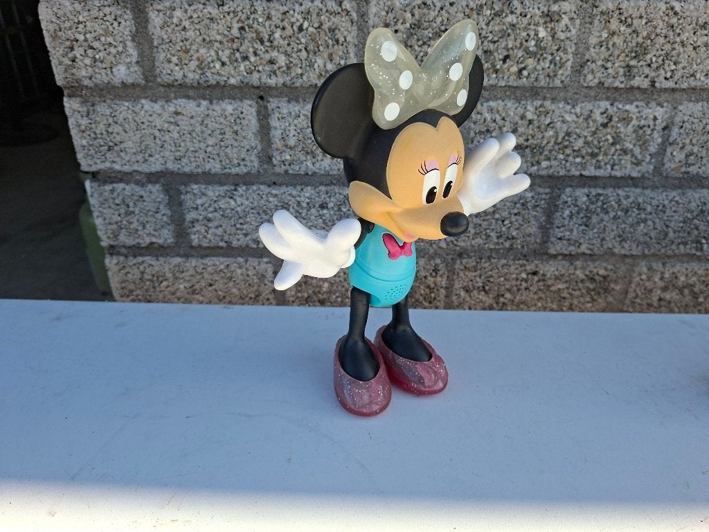 mooie grotere mini mouse Disney met lampje en geluid, Ophalen of Verzenden, Overige figuren, Zo goed als nieuw, Beeldje of Figuurtje