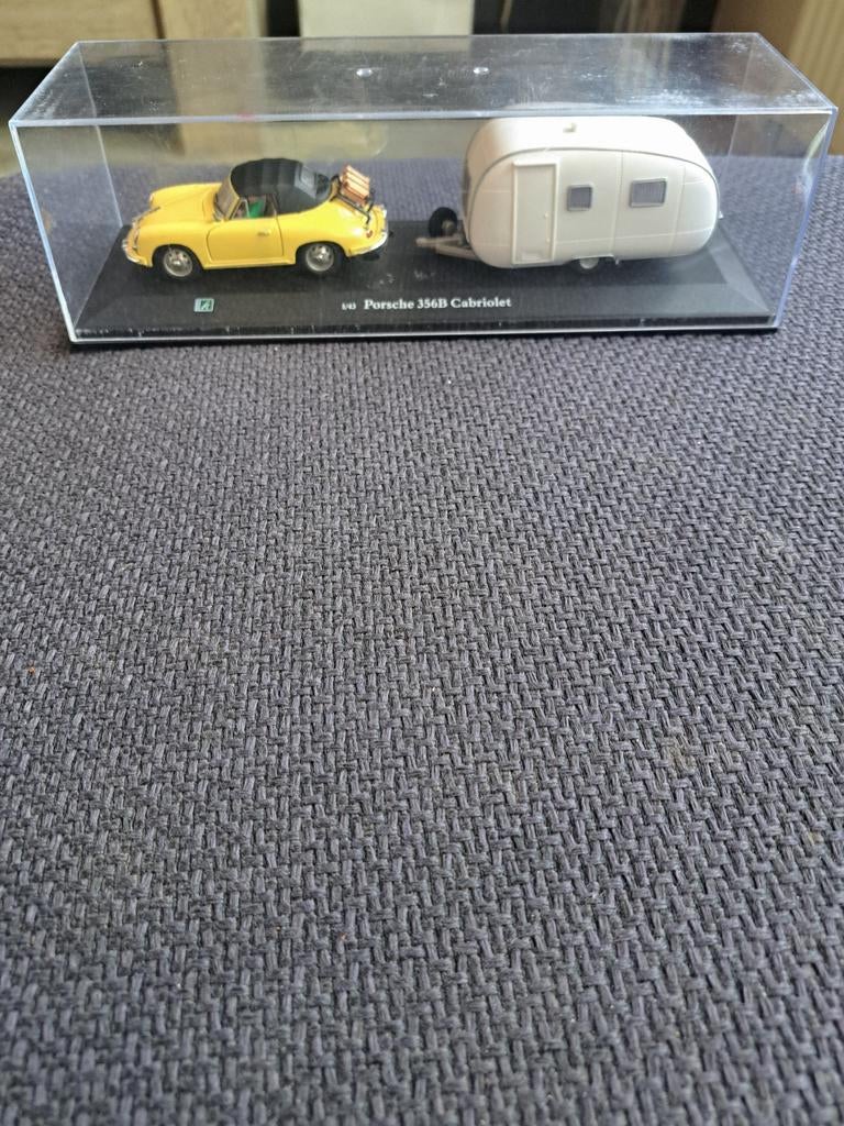 Hongwell 2 delig set model porsche 356b cabriolet met carava, Hobby en Vrije tijd, Modelauto's | 1:43, Overige merken, Auto, Ophalen of Verzenden