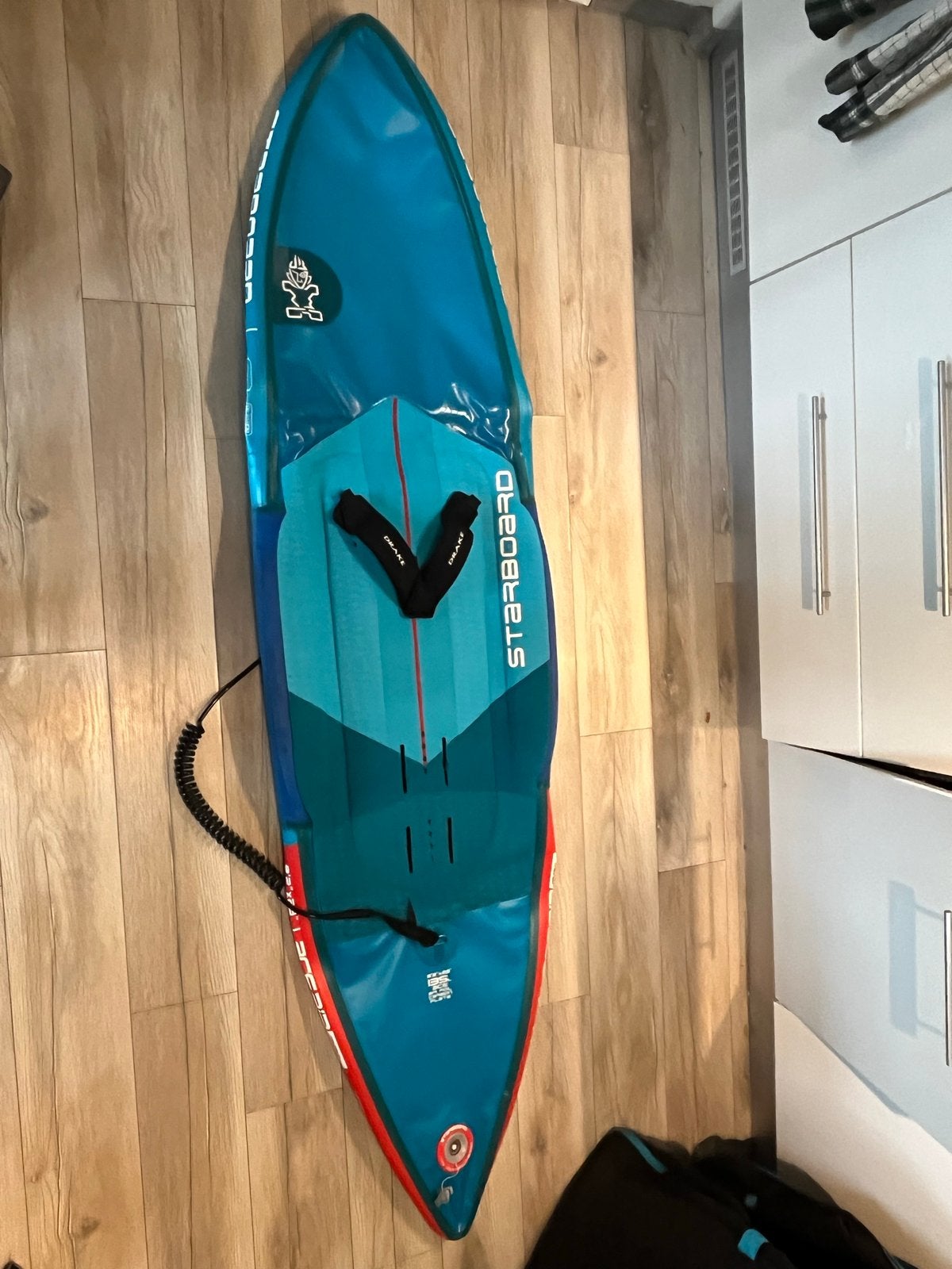Starboard Ace foil 8’2 x 23” 135L, Watersport en Boten, Ophalen of Verzenden, Gebruikt, Overige typen, Met draagtas