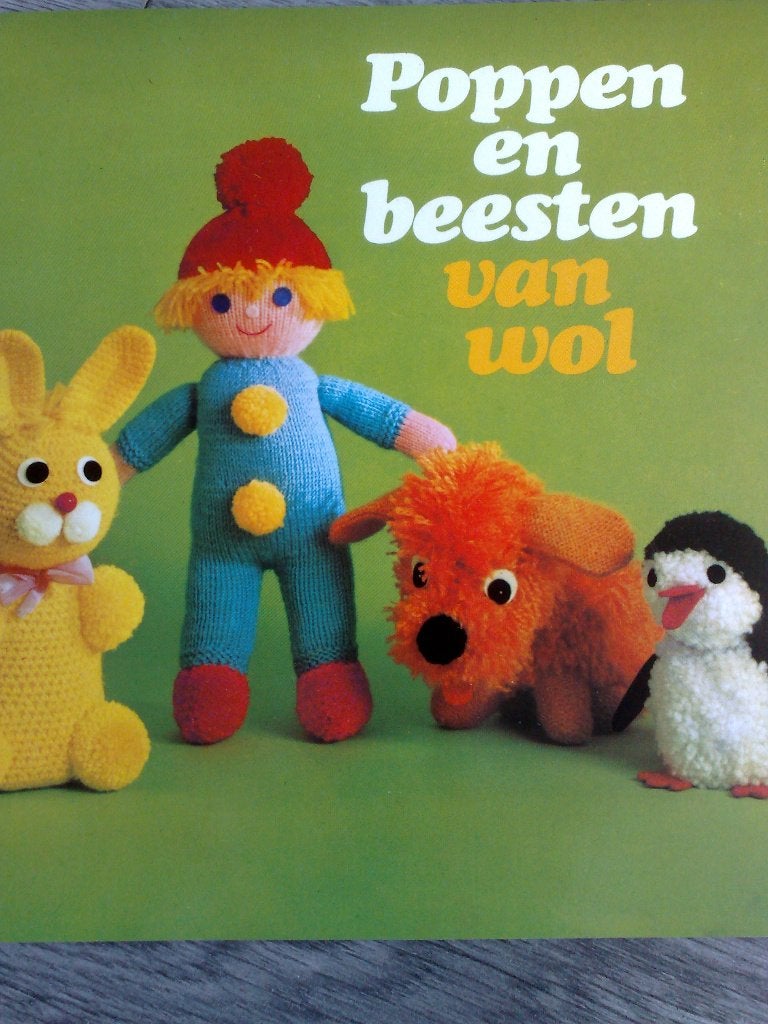 Boekje = Poppen en beesten van wol, Hobby en Vrije tijd, Verzenden, Zo goed als nieuw, Breien of Haken, Patroon of Boek