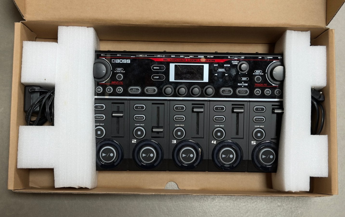 BOSS RC 505 mk2 + footswitch Boss FS6 + decksaver + mic +++, Muziek en Instrumenten, Mengpanelen, Zo goed als nieuw, Ophalen of Verzenden