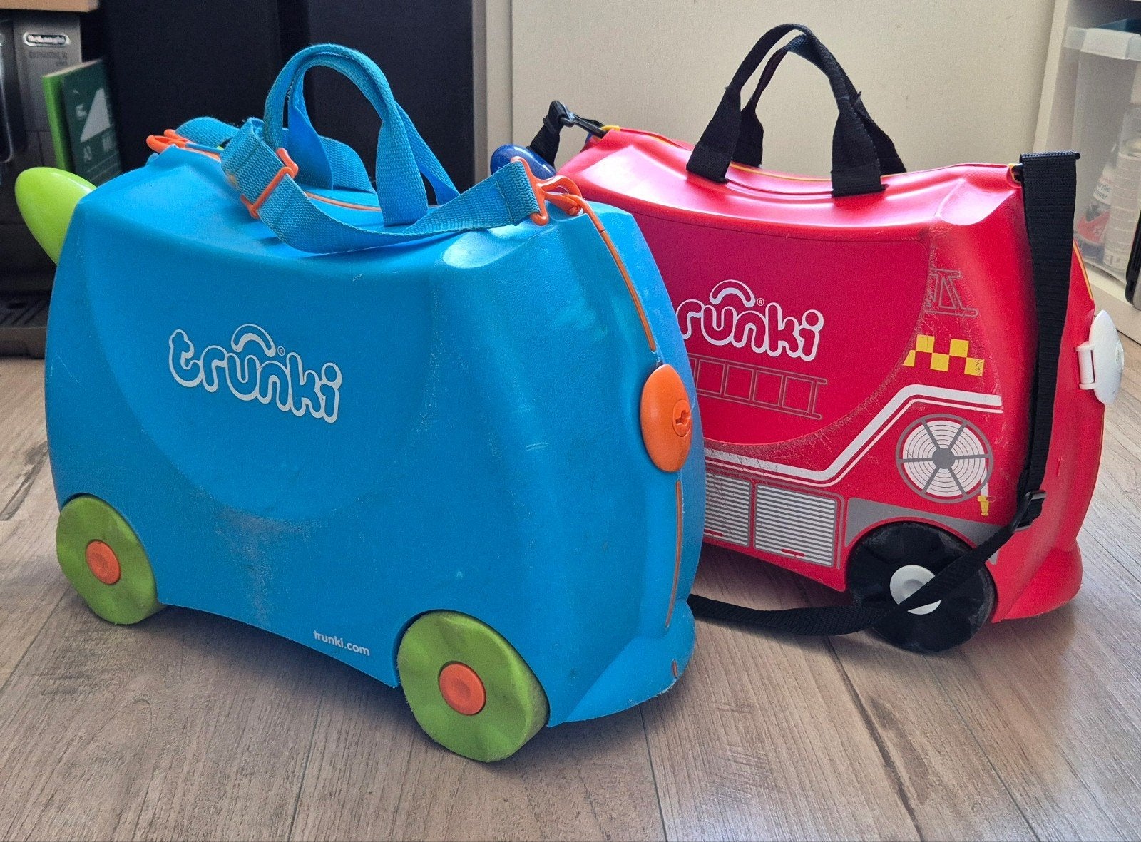 2 trunki koffers, Sieraden, Tassen en Uiterlijk, Koffers, Gebruikt, Hard kunststof, Minder dan 50 cm, Minder dan 35 cm