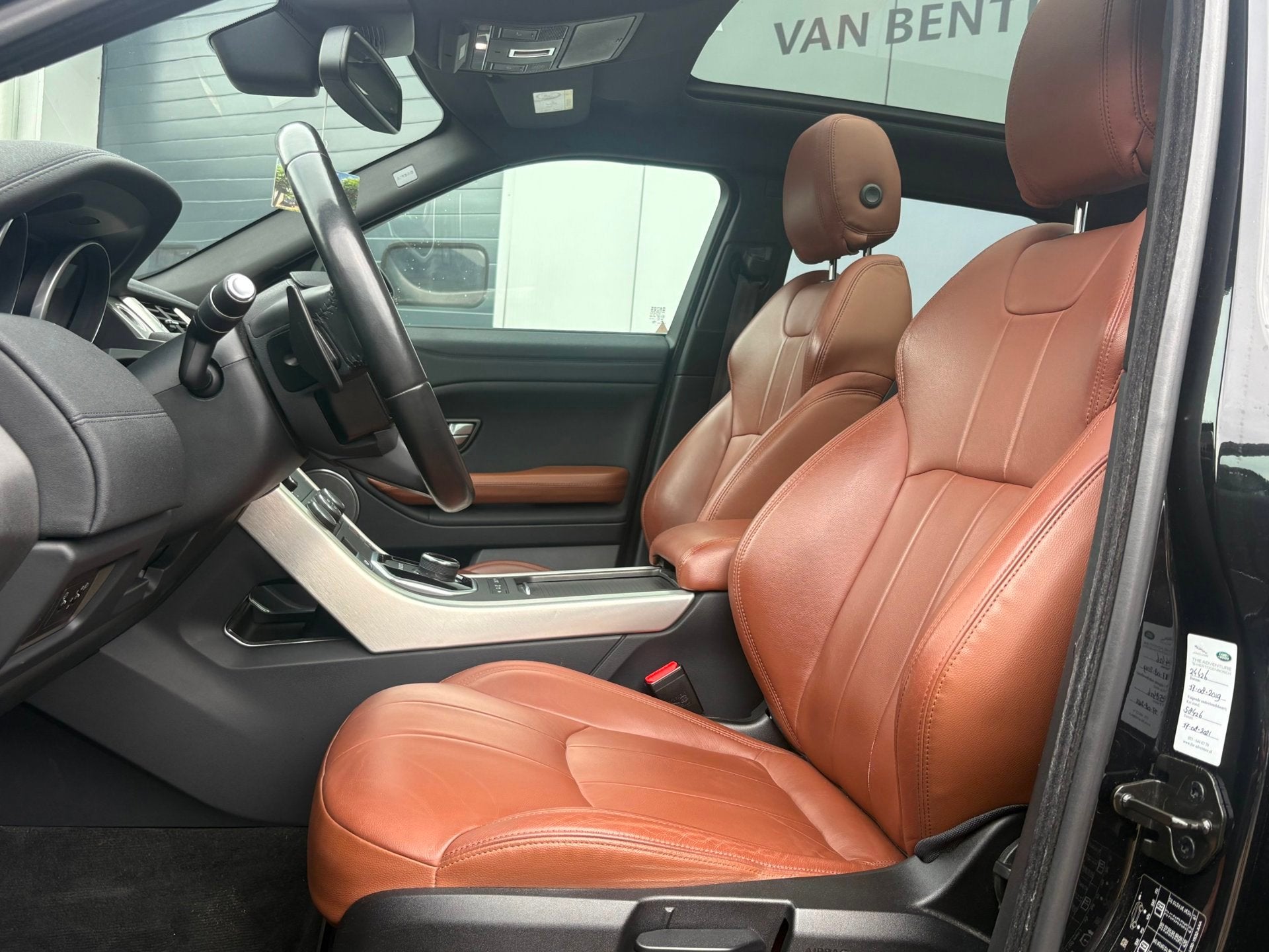 Land Rover Range Rover Evoque 2.0TD4 150pk Autom. 4WD Urban, Auto's, Land Rover, Automaat, Dealer onderhouden, Gebruikt, Euro 6