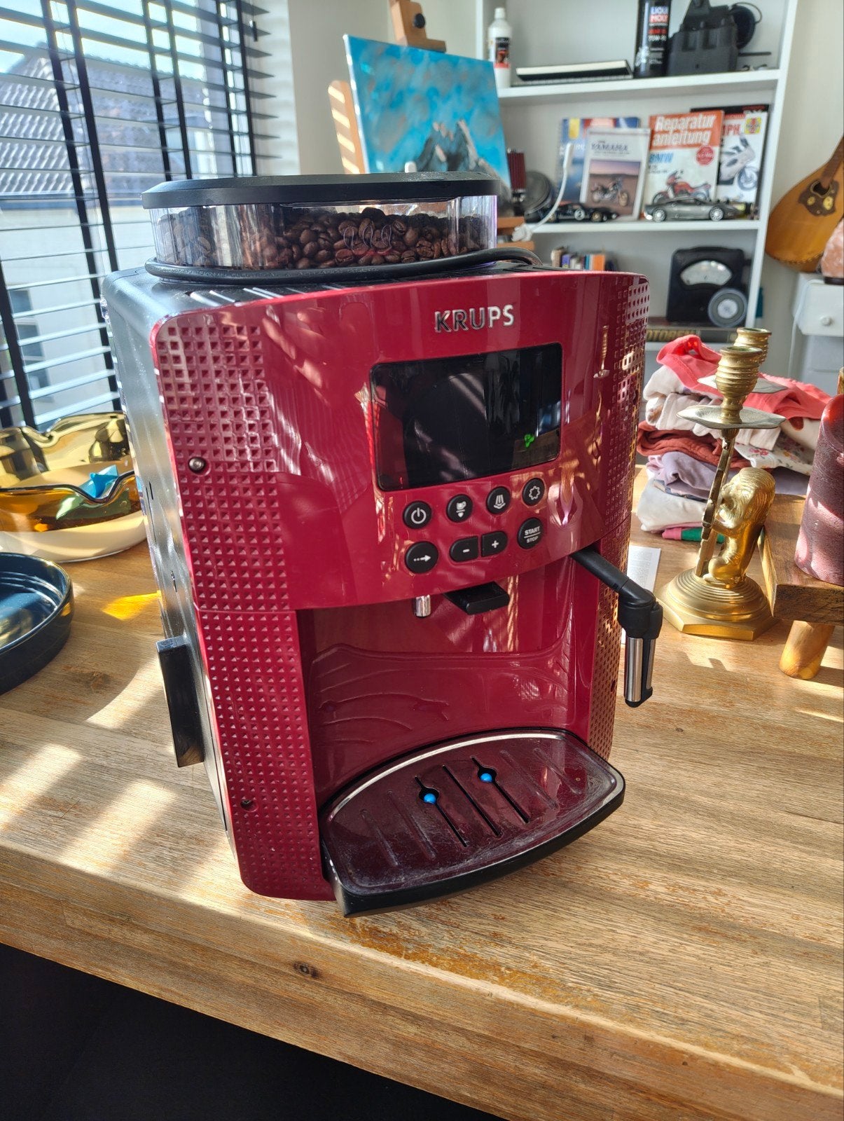 Krups koffieautomaat Rood, Witgoed en Apparatuur, Koffiezetapparaten, Ophalen, Gebruikt, Koffiemachine, Koffiebonen