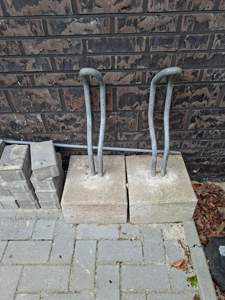 Fietsenstandaard beton 2x, Fietsen en Brommers, Ophalen