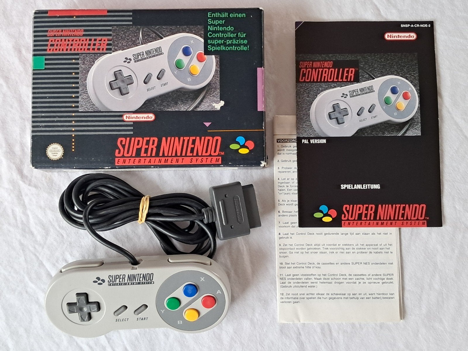 SNES Super Nintendo Controller / Gamepad Boxed CIB, Gebruikt, 1 speler, Eén computer, Ophalen of Verzenden