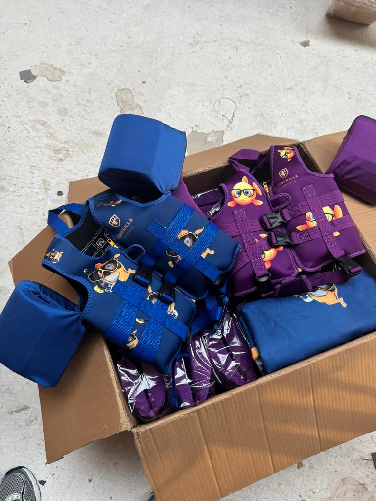 Kinder zwemvesten & strandponcho’s nieuw en veilig OP = OP, Jongen of Meisje, Nieuw, Overige maten, Ophalen of Verzenden