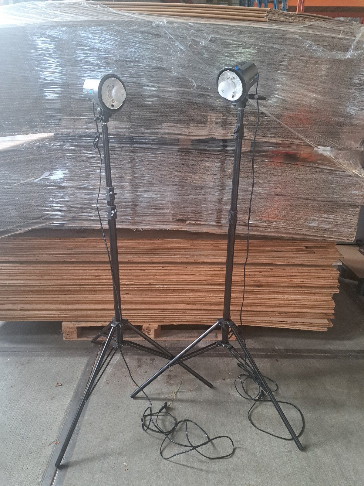 Elinchrom D-Lite RX ONE Studioflitsers met statieven, Ophalen
