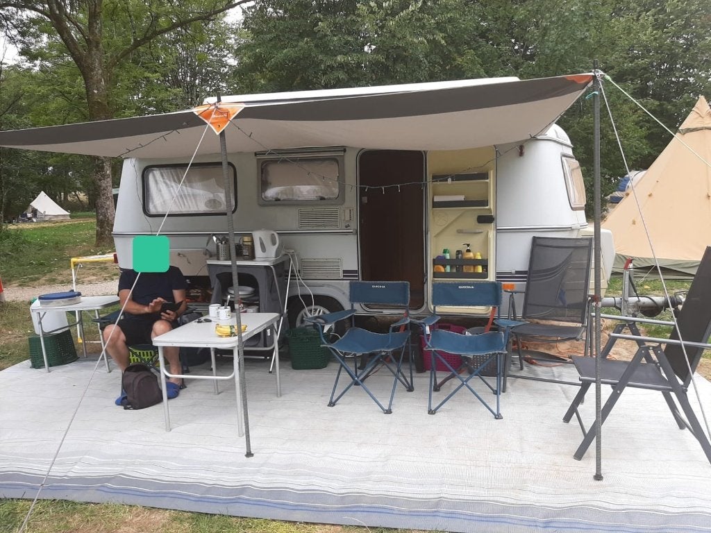 Eriba Touring Troll T, Standaardzit, Dwarsbed, Particulier, 5 tot 6 meter