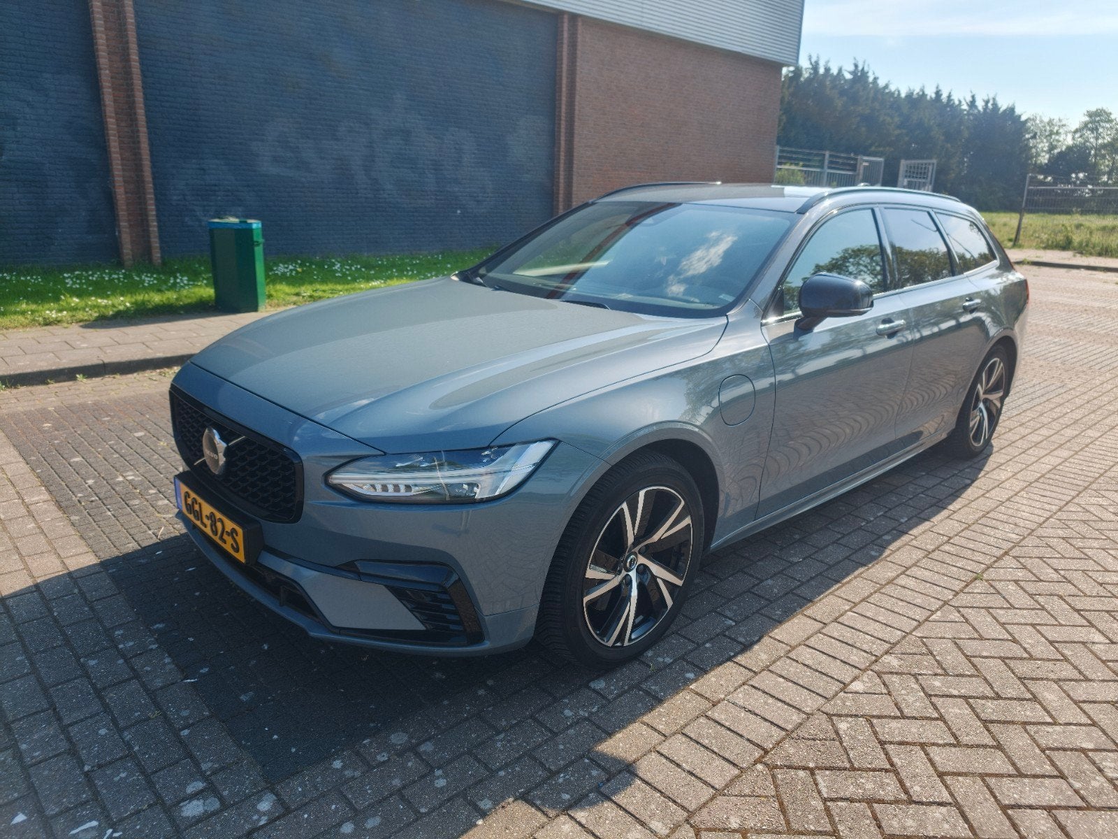 Volvo V90 T6 340pk R-Design Inscription Exclusive Black, Auto's, Automaat, V90, 1969 cc, 340 pk