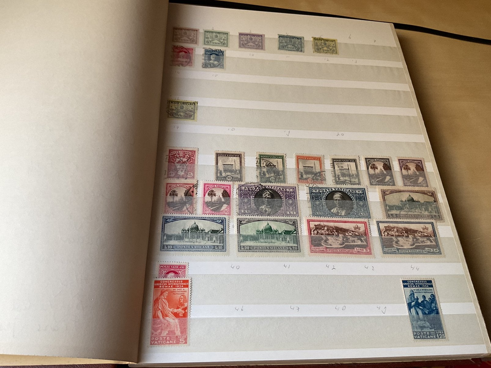 Stockboek verzameling Vaticaan, Postzegels en Munten, Postzegels | Volle albums en Verzamelingen, Ophalen of Verzenden, Buitenland
