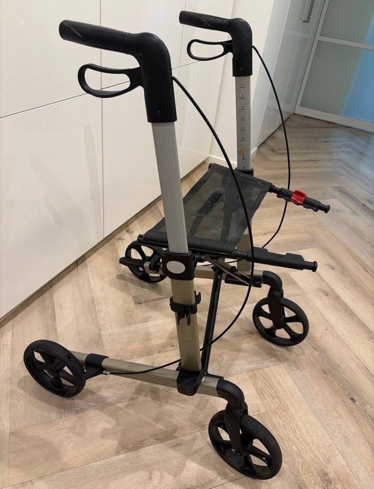 Compacte Server rollator, Diversen, Ophalen, Opvouwbaar