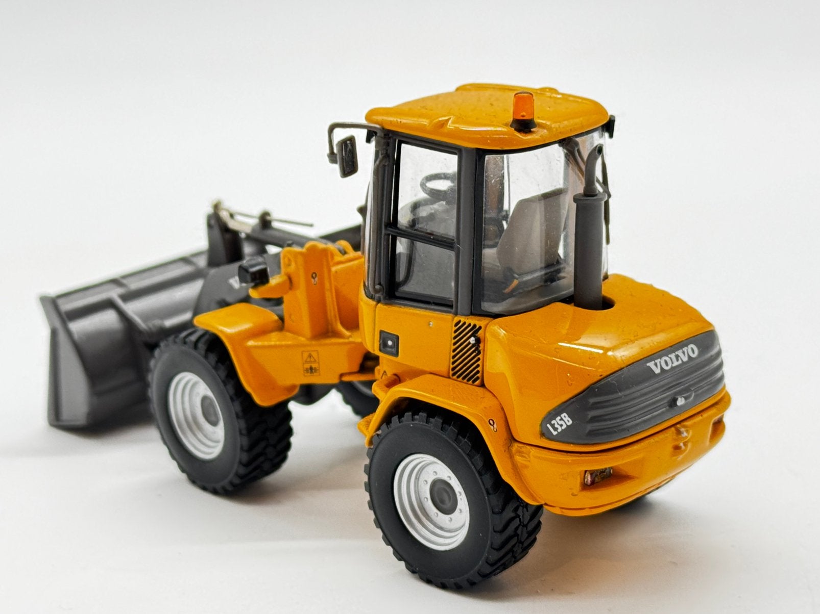 MOTOART VOLVO L35 shovel laadschop LADING