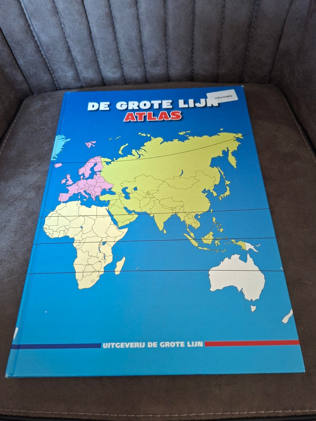 De Grote Lijn Atlas - Voor school en thuis, Overige atlassen, 2000 tot heden, Ophalen of Verzenden, Zo goed als nieuw