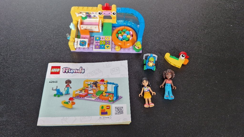 Lego Friends 42645 Speelkamer van Aliya's Zusje COMPLEET, Lego, Friends, Ophalen of Verzenden, Zo goed als nieuw