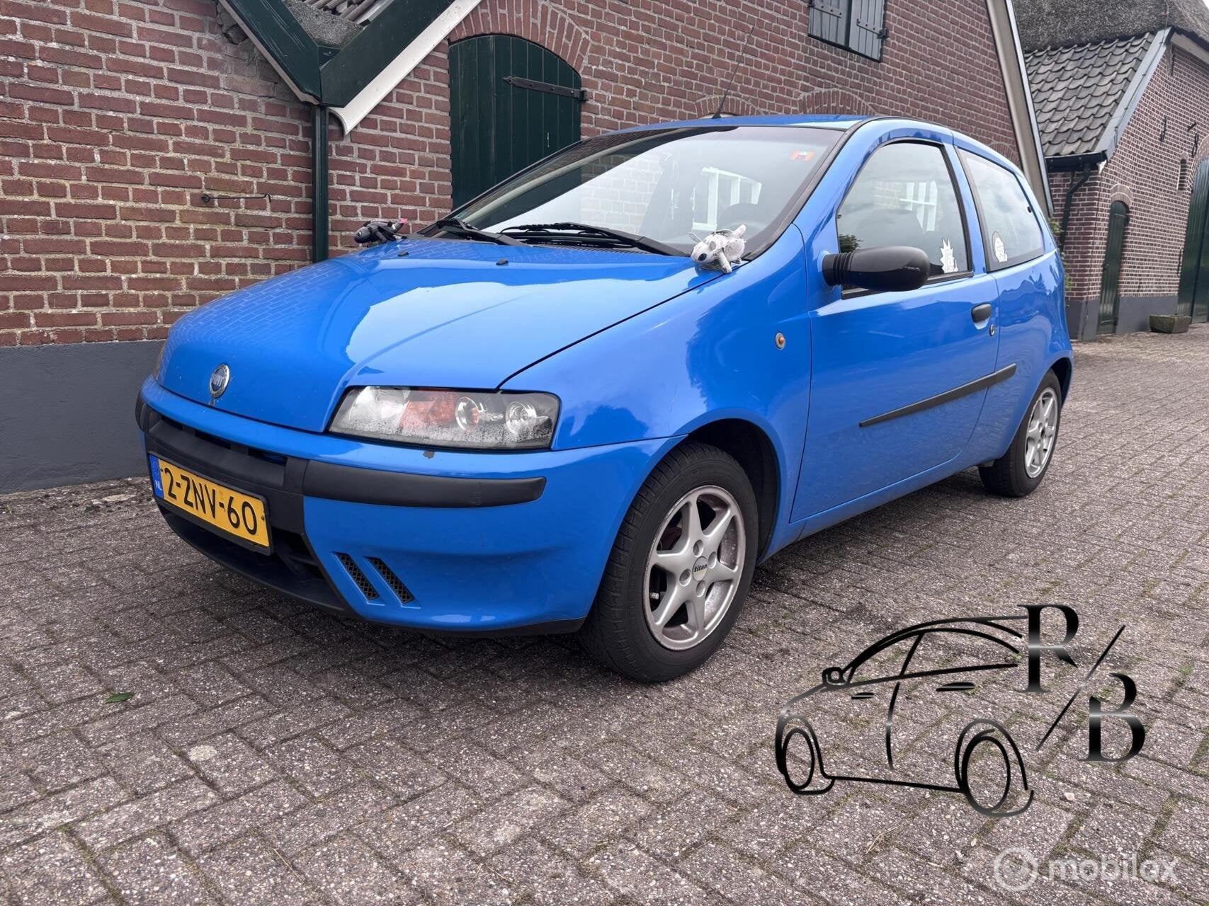 Fiat Punto 1.2 Active INRUILKOOPJE APK ONDERHOUDSBEURT, Voorwielaandrijving, Stof, Gebruikt, 1242 cc